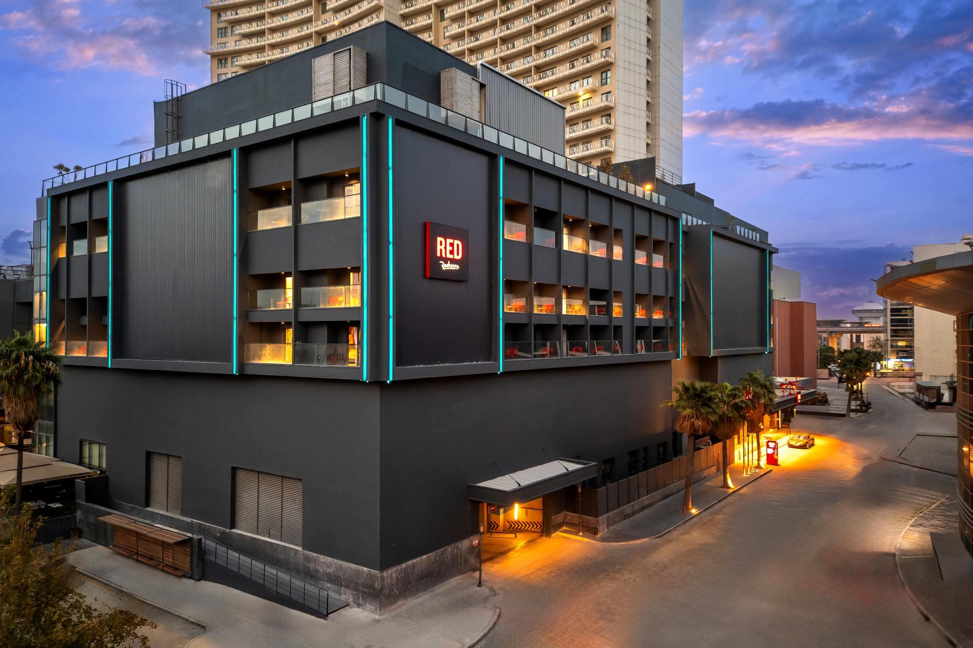 Radisson RED Hotel Izmir  image
